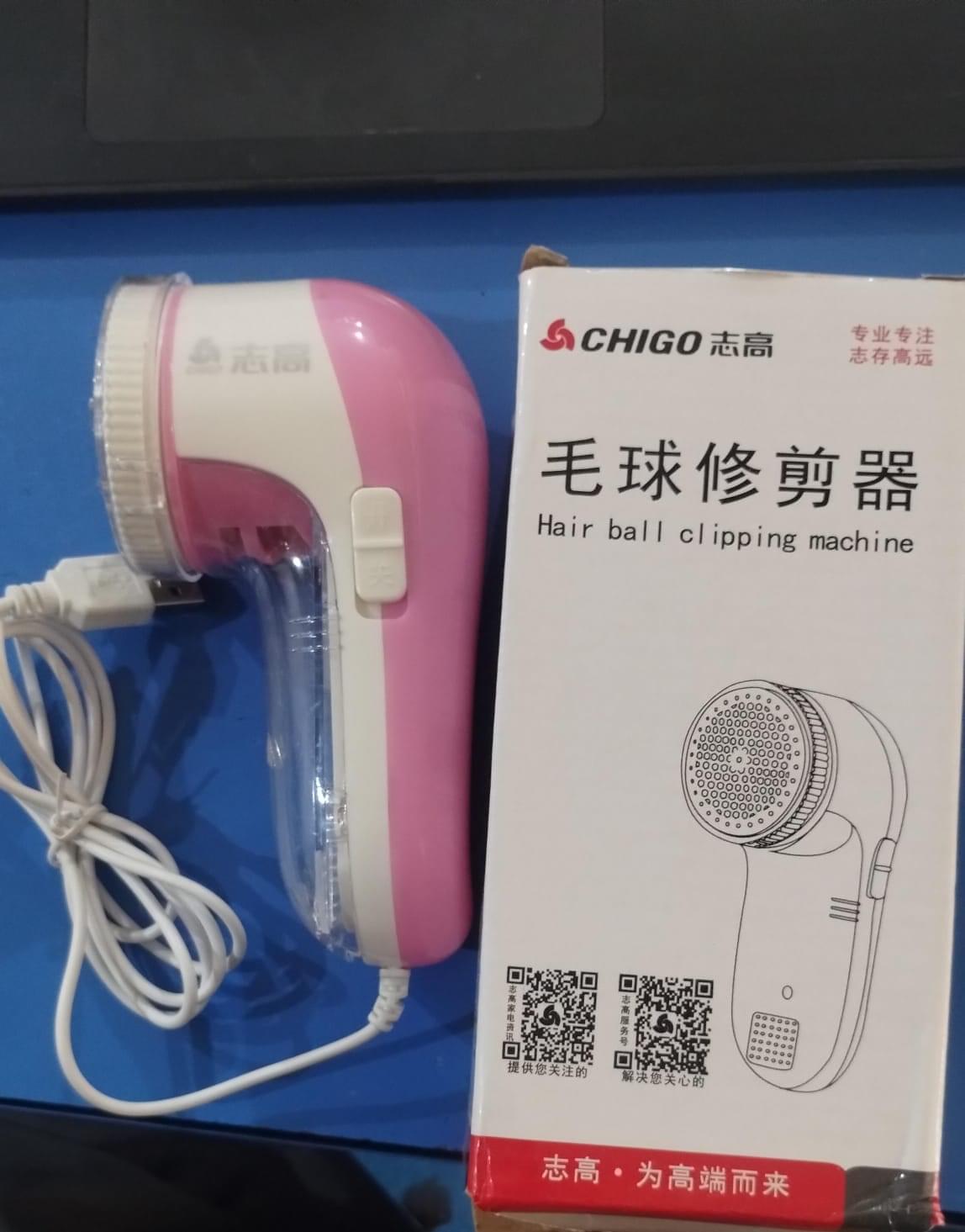 Chigo Plug-In Electric Lint Remover | Fabric Shaver for Clothes, Sofa & Curtains - Image 4